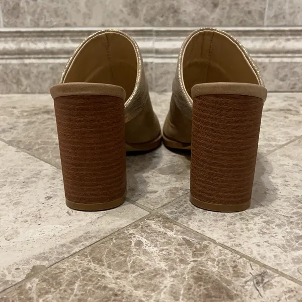 Henry Ferrera Champagne Sandals Size 7 - Image 7