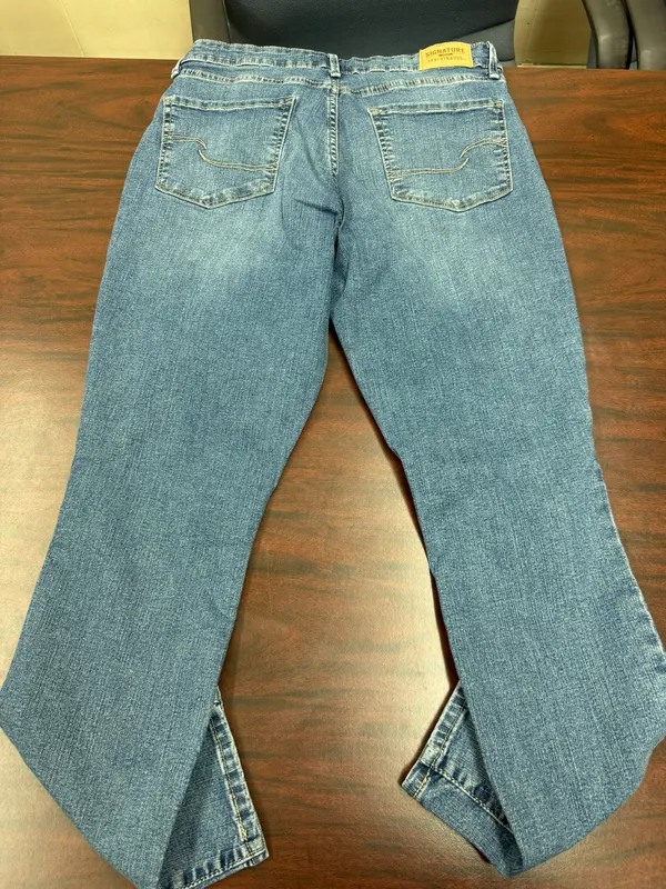 Totally Shaping Skinny Denim Jeans Size 10S - Image 2