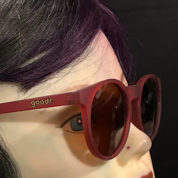 Goodr Stylish Red Sunglasses for Women - Image 5