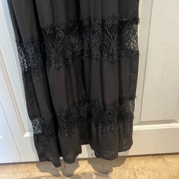 Bebe Stunning Black Lace long Dress size S-p - Image 6