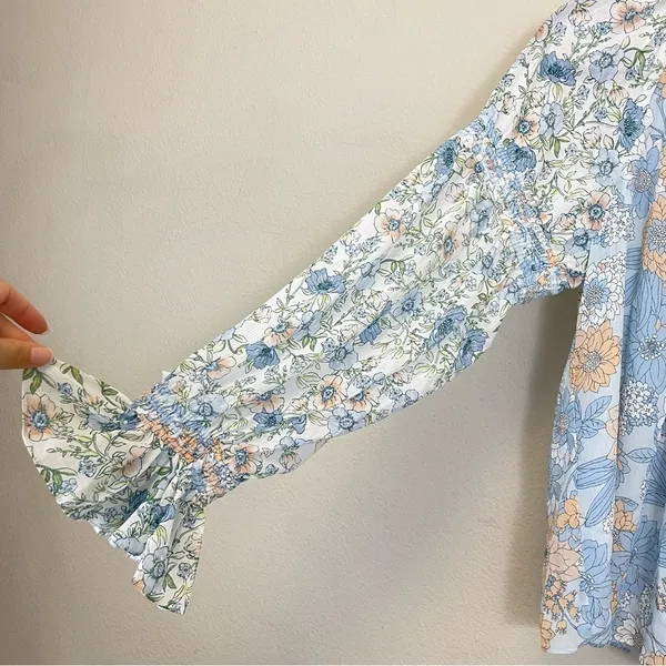 J. Crew Blue Floral Chiffon Long Sleeve‎ Blouse Size M - Image 4