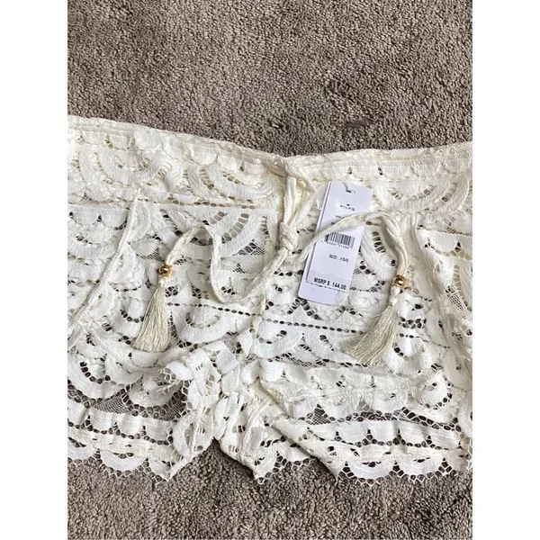 New. Pilyq ivory lace coverup shorts. Retails $144. XS/S - Image 5