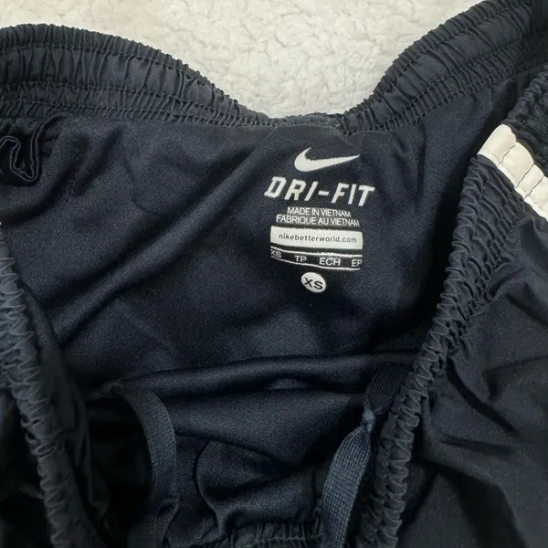 NIKE DRI-FIT SHORTS - Image 3