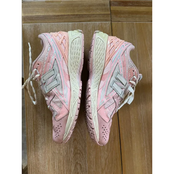 New Balance 1906R Pink Silver Running Shoes M1906NLN‎ Womens 9 Mens 7.5 - Image 5