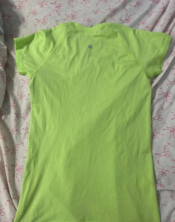 Lululemon Swiftly Tech size 8 - Image 2