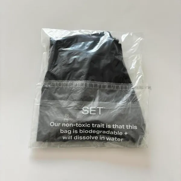 Set Active Black Luxform Two Piece Sports Bra and Legging Set - Image 7