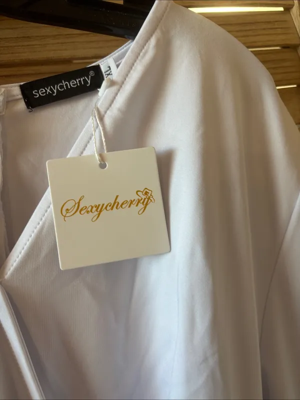 Sexy Cherry Stretchy White Dress with Tie Belt XL NWT - Image 3