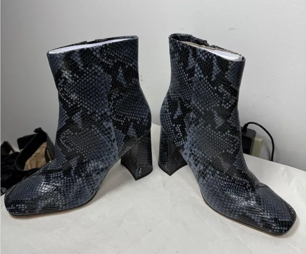 Sam Edelman Codie Bootie in Marina Blue Snakeskin Sz 9 - Image 7