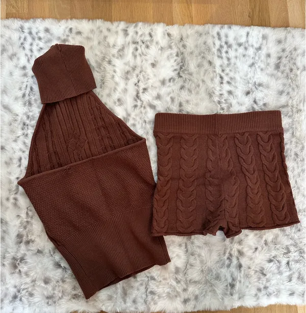 Revolve Brown Sweater Set - Image 6