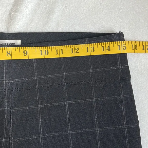 Max Studio Women’s Pants Size Medium - Image 6