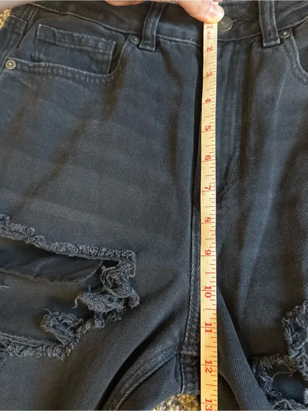 American Eagle Outfitters Black Distressed Mom Jeans - Image 11