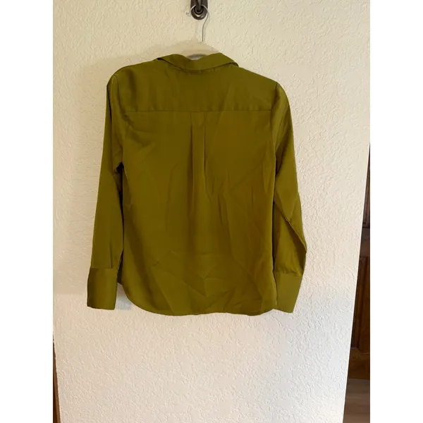 Banana Republic Silky Classic Blouse Dark Palm Green S Womens Long Sleeve Button - Image 10