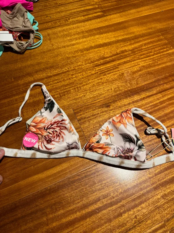 Maaji reversible bikini top medium - Image 3