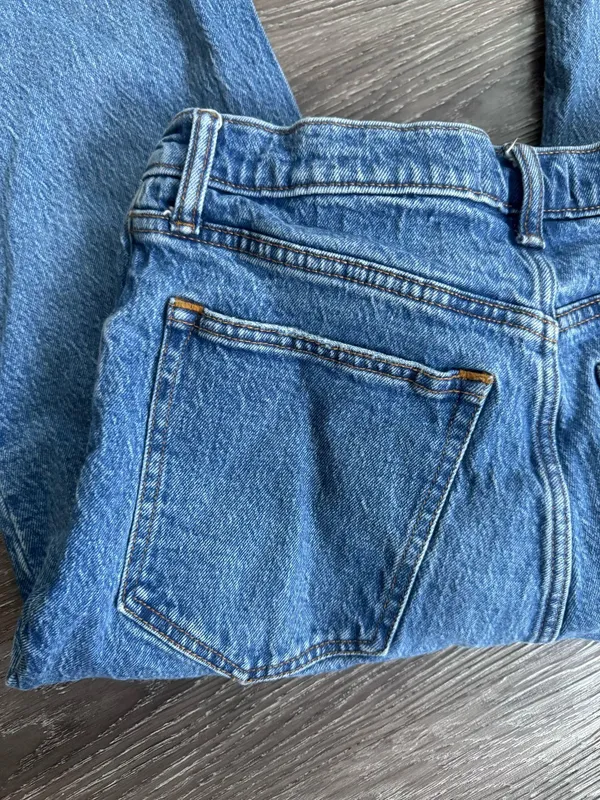 Abercrombie High-Rise Jeans Ultra Straight - Image 5