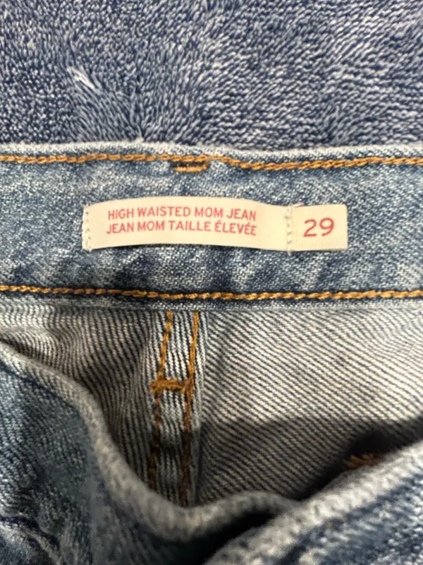 Levi's High Waisted mom jeans - Image 3