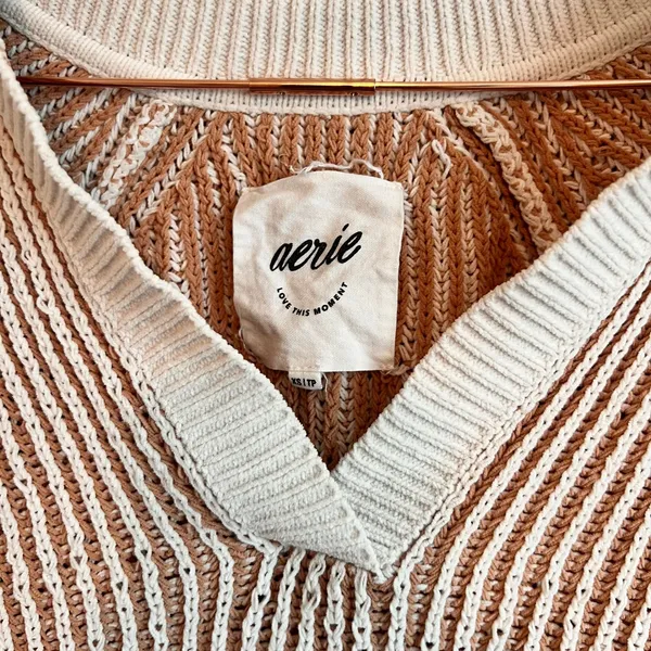 Aerie Sweater Women XS Tan Cream Striped V-Neck Collared Ribbed Oversized - Image 4