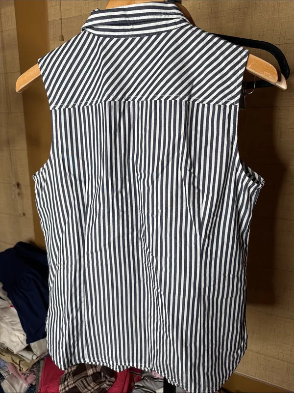 Tommy Hilfiger Navy White Striped Sleeveless Button Down Shirt Size Medium - Image 7