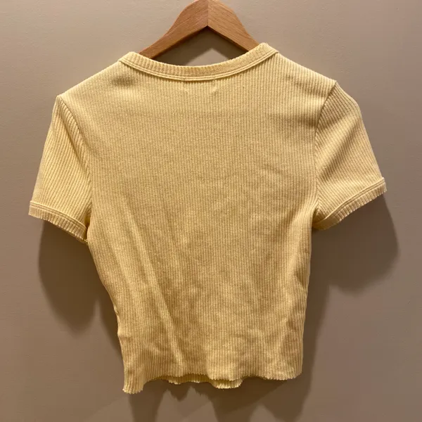 Urban Outfitters Yellow Crop Top - Image 4