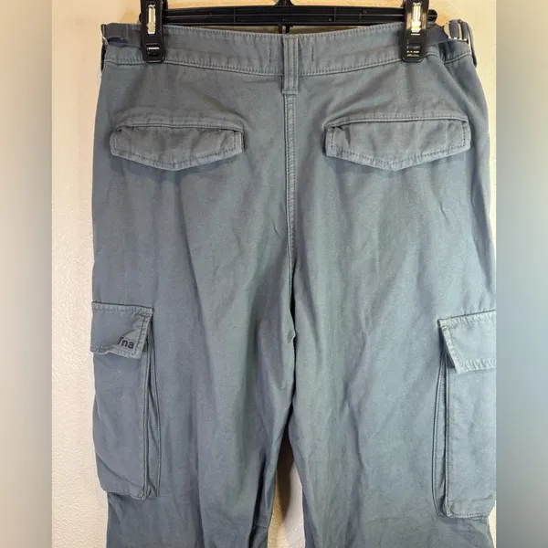 Aritzia TNA Supply Cargo Gray Cotton Pants Size‎ 8 - Image 9