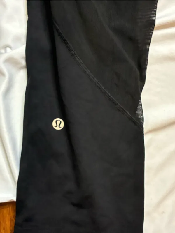 Lululemon leggings with sheer panel size best 10/12 - Image 2