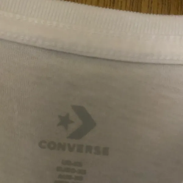 🛍5/$25 Women’s Converse T-shirt size XS - Image 2