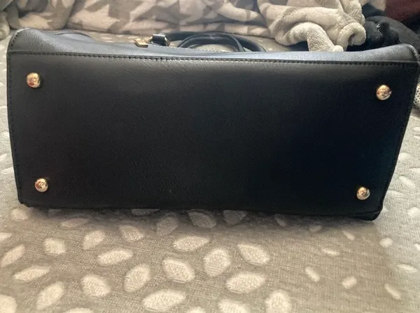 Black handbag/crossbody with red and white stipe Cheetah print interior design Plenty of zippers - Image 6