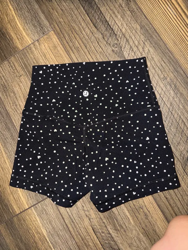 lululemon align shorts size 4 - Image 3