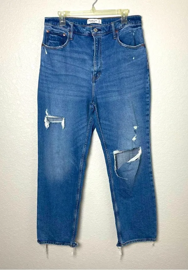 Abercrombie & Fitch Ankle Straight Ultra High Rise Blue Jeans Size 14 Long - Image 2