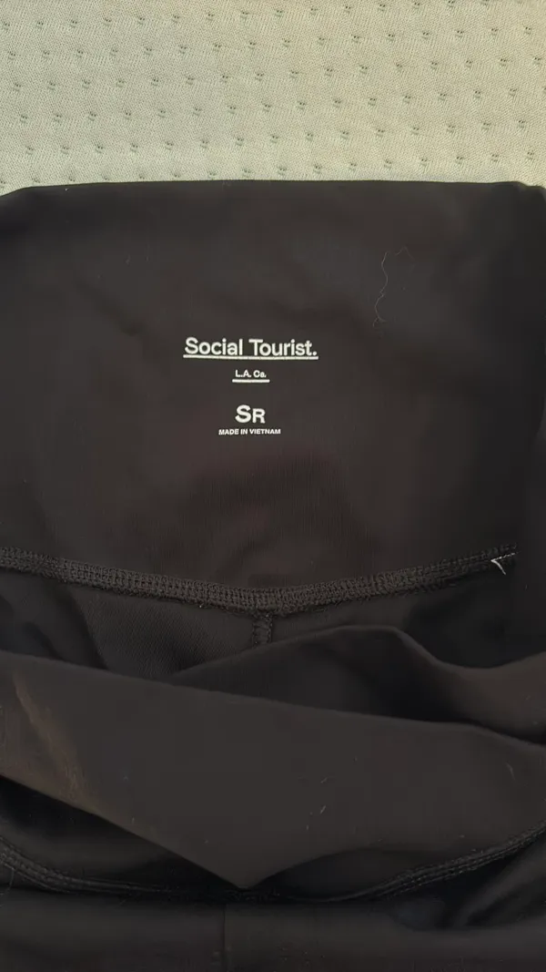 Social Tourist Leggings - Image 2