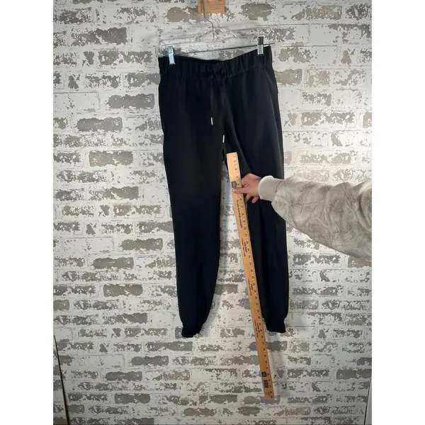 Lululemon | women black athletic joggers size 4 - Image 5