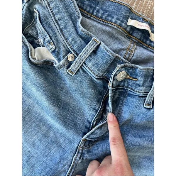 Levi’s Womens Curvy Skinny Jeans Size 29 Distressed Raw Hem Stretch Blue Denim - Image 8