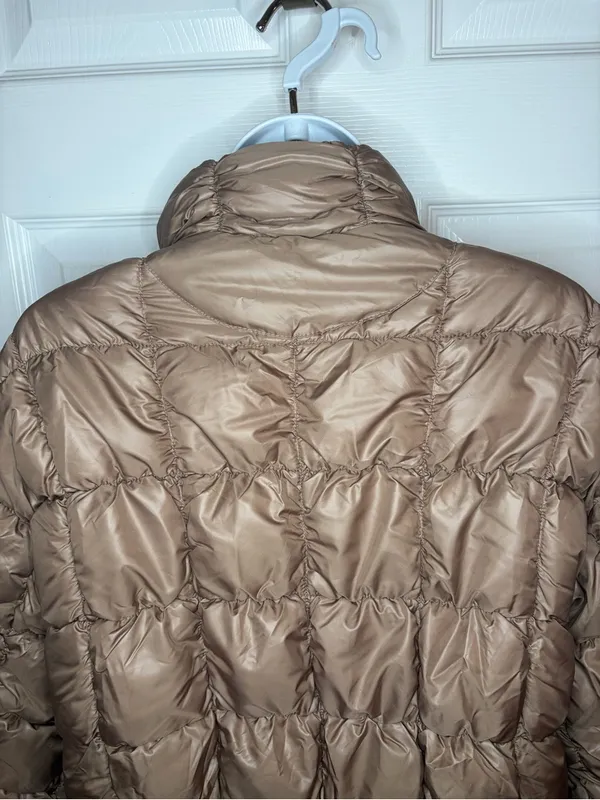 BCBGeneration Zip Quilted Short Puffer Jacket Toffee Brown M NWT - Image 6