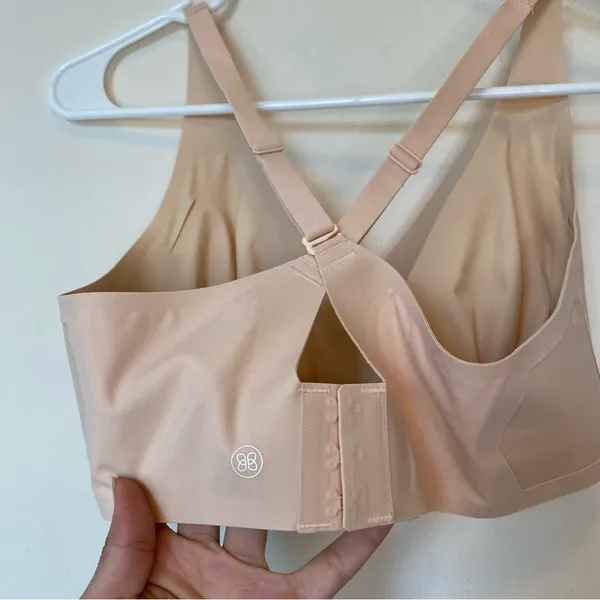 HONEYLOVE Crossover Wireless Mesh Bra Cream Sz Large - Image 9