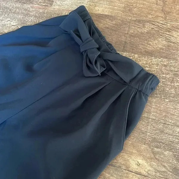 Lululemon Noir Pant Black Dress Pants Elastic waist and tie - Image 6