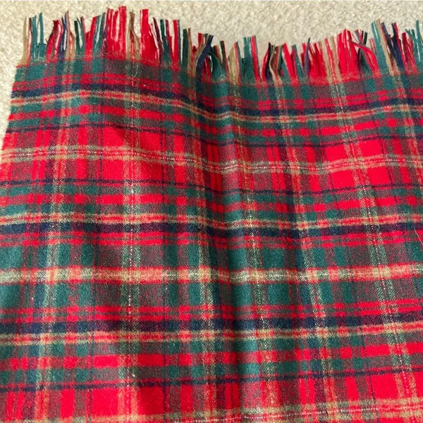 Pendleton Vintage‎ Women’s 100% Wool Authentic Macdougal Tartan Plaid Scarf - Image 6