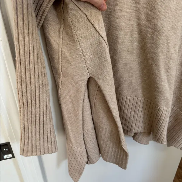 Free People Sweater - Image 3