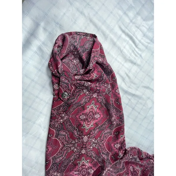 Maurices Women's XL Pink Paisley Boho Blouse Roll-Tab Sleeve V-Neck Tunic - Image 10