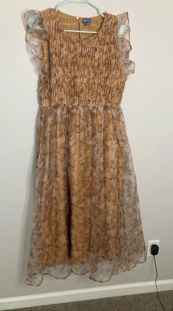ARULA Brown Floral Maxi Dress with Smocked Bodice - Image 2