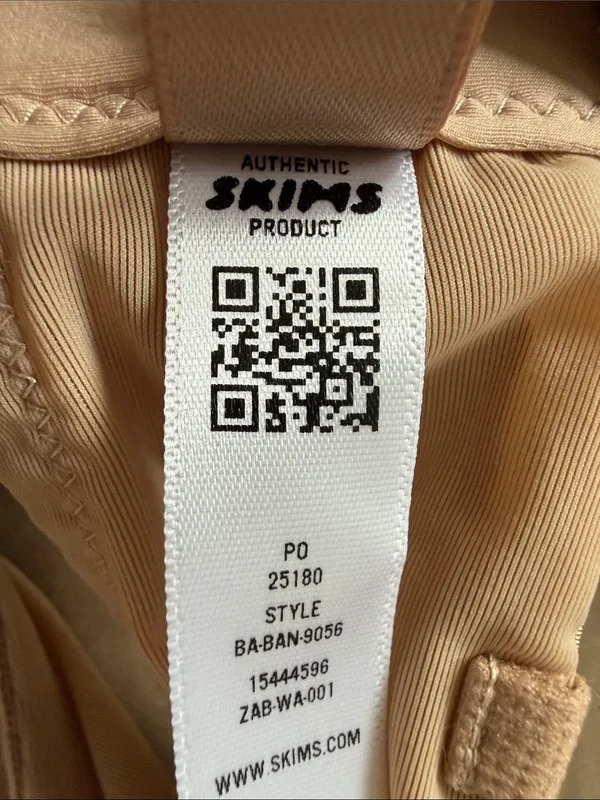 SKIMS Ultimate Push-Up Strapless Bra - Clay 32D - Image 8