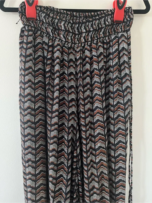 Anthropologie Black Orange Printed Harem Jogger Pants XS Smock Waist Travel - Image 2