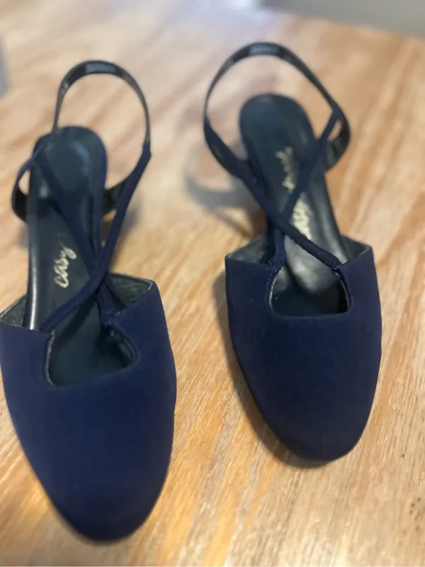 Easy Street Kitten Slingback Heels - Image 2