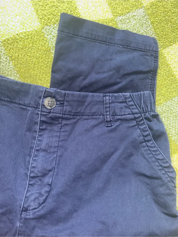 Old Navy woman’s navy Chino pants - Image 2