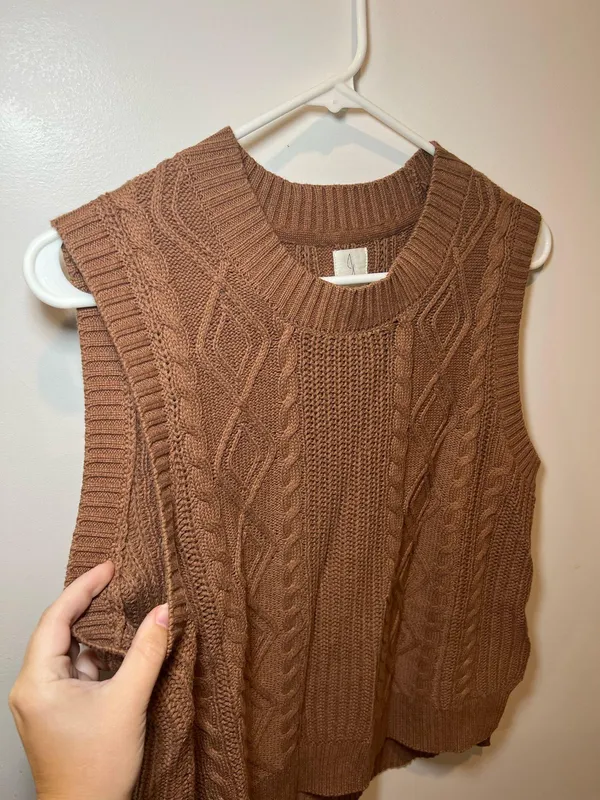 Josie's Boutique Fall Brown Sweater Vest - Image 3