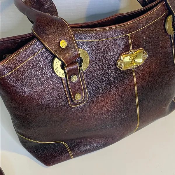 Essence Elegant Brown Leather Tote Bag - Image 2