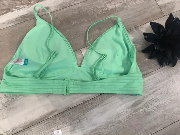 Gorgeous Mint Green Juniors Bikini 👙 Size XL - Image 4