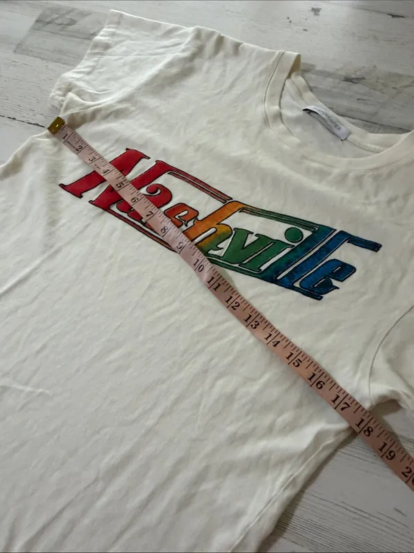 Daydreamer Nashville Tee Size Small - Image 7