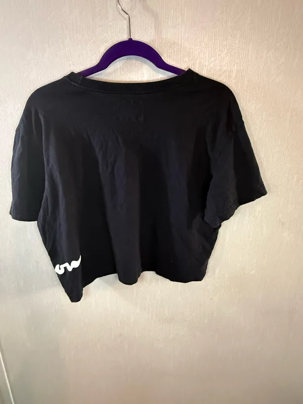 Champion Cropped T Shirt Large Black Oversized Logo Graphic Tee - Image 5