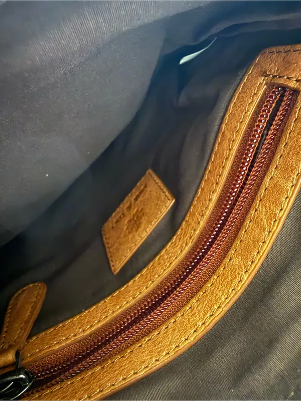 Oak & Tan Leather Crossbody Bag - Image 5