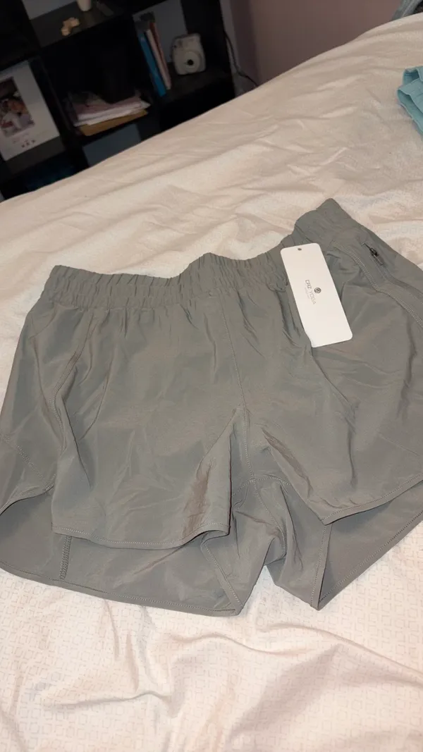 CRZ Yoga Shorts Workout - Image 2