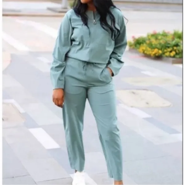 Lululemon Ventlight Zippered Jumpsuit in Tidewater Teal Size 2 - Image 3